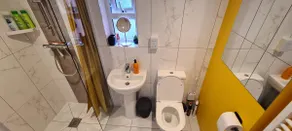 Private Guest Suite in Bletchley, Milton Keynes - Image 4