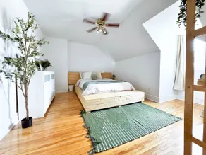The Artist's Suite - Downtown - Image 2