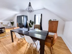 The Artist's Suite - Downtown - Image 3