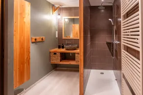Renovated 3-bedroom apartment, Remiremont Center - Image 5