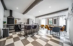 House for 6 – heart of Givry - Image 3