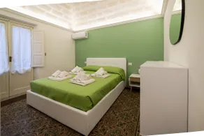 ”Domvs Cementina”, historic center apartment, sea view - Image 4