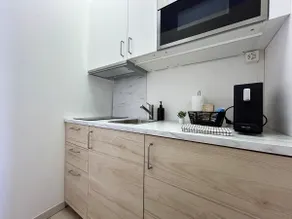 Sweet Nest - Close to the Lido & Lake! - Image 5