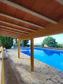 Farmhouse with pool, tennis court. - Image 3