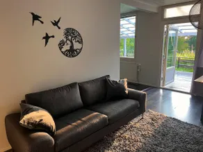 Cozy apartment near Santa Village w free parking - Image 2