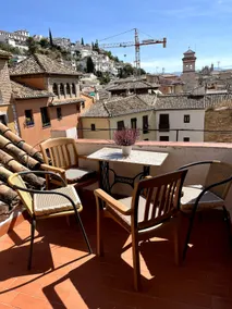 Private terrace in Puerta Elvira, 3 min Gran Vía - Image 2