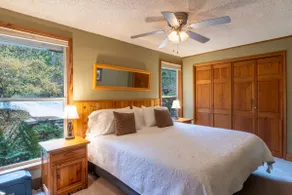 Creekside Adventure Cabin: Big Creek+Hot Tub+EV - Image 3