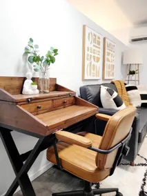 Studio Oasis on Maine Street - Image 4