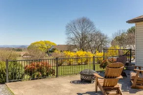 Quiet, off the grid getaway! Hiking and Vineyards! - Image 2