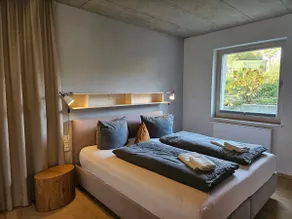 Modern apartment, accessible - Image 4