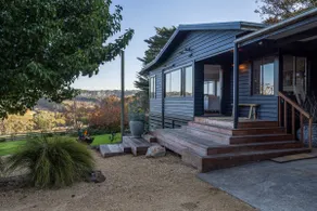 Serenity in Red Hill - Winery Bliss & Coastal Beauty - Image 4