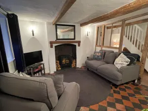 Period cottage in Madeley - Image 3