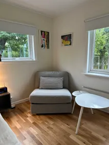 Small Seaside Cottage - Image 3