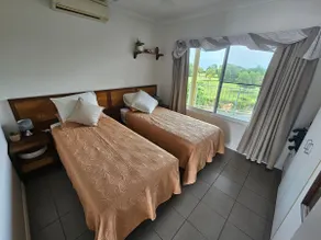 2 Bedroom Apartment 'Drift Inn' - Image 4