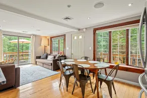 Modern house, Hot Tube, lakes, pools, water parks, Ski, tennis A/C Free WiFi - Image 4