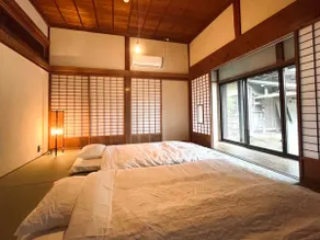 An adult hideaway surrounded by nature, 90 minutes from the city center - Image 4