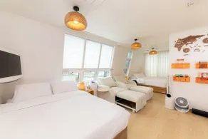Rooftop Suite at Sixth Cloud – Line2 Guui - Image 3