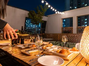Rooftop Suite at Sixth Cloud – Line2 Guui - Image 2
