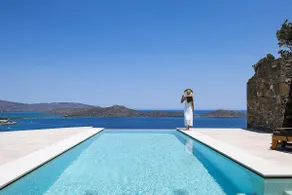 Where Sophisticated Design Meets Endless Views - Image 4