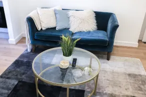 Portsmouth Apartment *Newly refurbished *Central - Image 2
