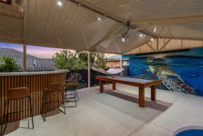 5BRs and pool luxury home - Image 2