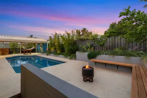 5BRs and pool luxury home - Image 5