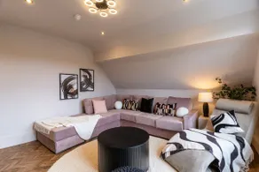 Longshaw Loft - Image 2