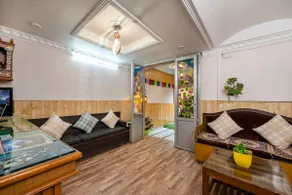 Entire Floor in Mcleodganj BnB | Bougainvillea - Image 3