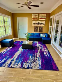 Country Getaway Lakeside Home - Image 2
