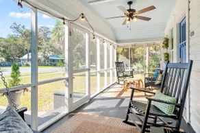 Twelve Palms Cottage-Downtown near golf+beaches! - Image 5
