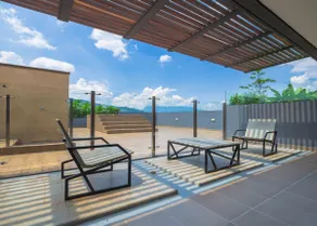 Luxury Apt with Panoramic Views - Image 5