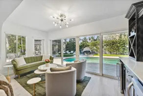 Lighthouse Luxury Escape | *2.7 Miles to Beach* - Image 4