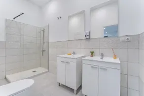 Spacious apartment in Vicálvaro - Image 5