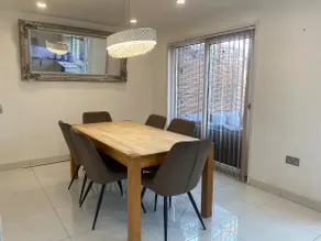 Elegant 3 Bedroom House - Image 3