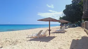 Spacious 6-Bedroom Retreat • 3 Min Walk to Beach - Image 4