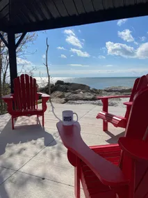 Lakeside Log Cottage: Coffee by the Shore - Image 2