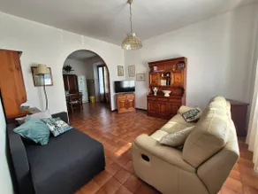 At Gina's house - Image 4