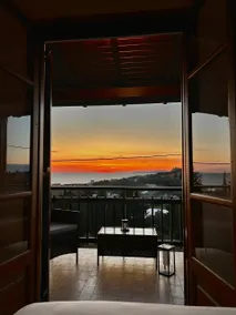 Golden View Apartments - Image 4