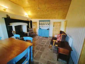 ”Muldoons Cottage” Westport - Image 5