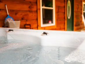 ”Chantilly Ridge” - A Quiet Mtn Getaway w/ Hot Tub - Image 2