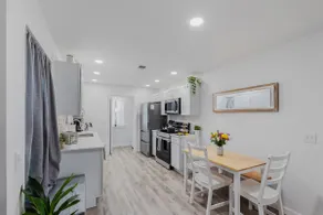Cozy Condo in Central Austin ~ 2BR/1BA, Sleeps 6 - Image 2