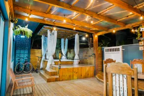 Beach house with bathtub / home theater, just for couples! - Image 4