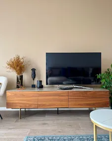 Spacious with panoramic view - Image 4