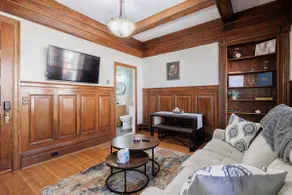 The Lounge on Strathallan - Image 4