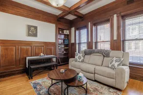 The Lounge on Strathallan - Image 3