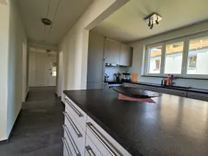 Great place for excursions or work stay - Image 3