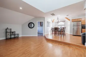 Two Bedroom Victorian Strathallan Apartment - Image 5