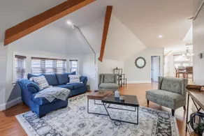 Two Bedroom Victorian Strathallan Apartment - Image 2