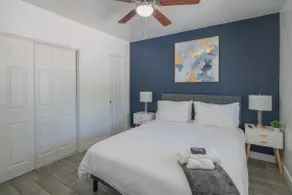 Luxurious 3BD House| Central PHX | Free Parking - Image 4