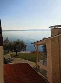 Terrace with a view of the lake [d'Iseo] - Image 2